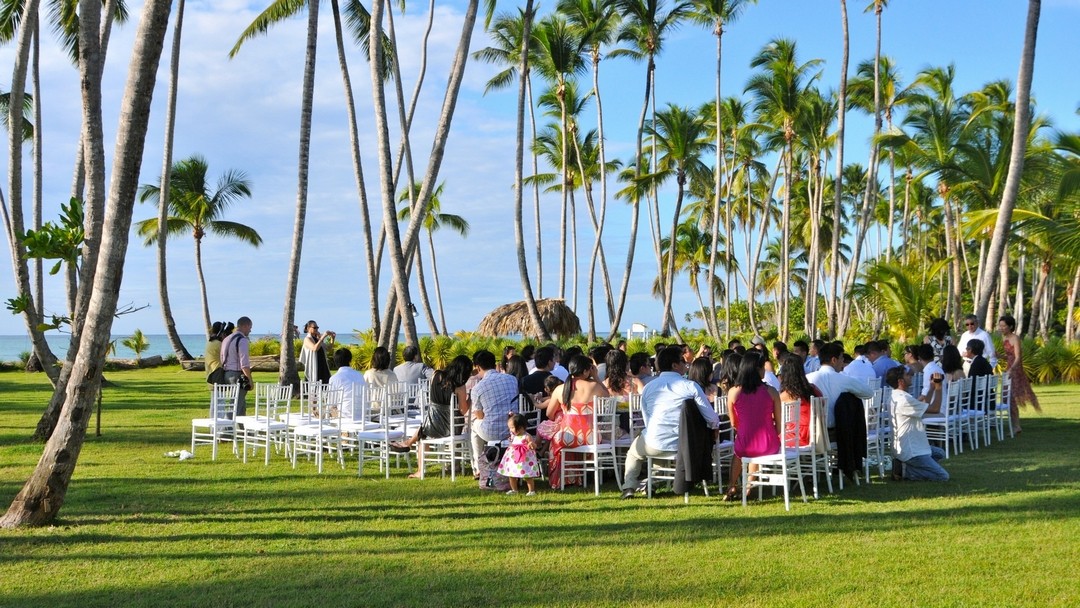 Eine Hochzeit in der Dominikanischen Republik in einer Luxusvilla direkt am Strand, organisiert von DOMINICAN EXPERT